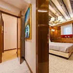 Apartmán Royal - 5 Min From Train Station & Private Parking Benátky