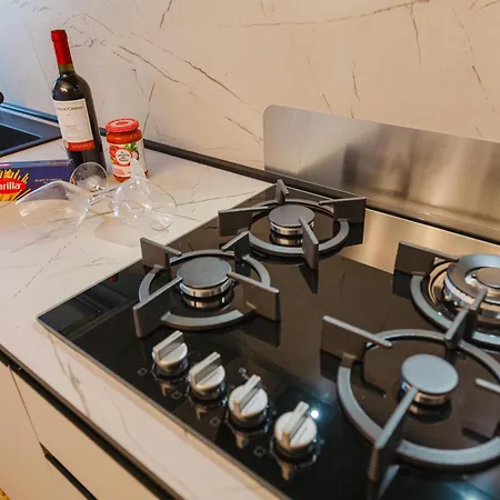 Lejlighed Royal - 5 Min From Train Station & Private Parking *